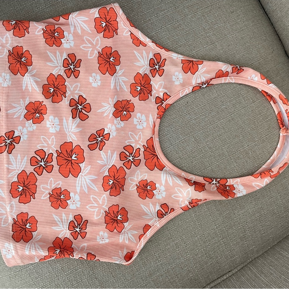 Cute tropical themed crop